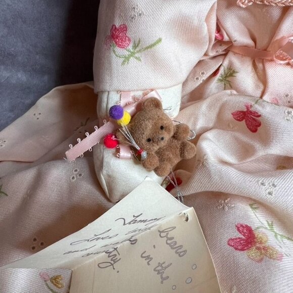 Vintage Handmade Rag Doll Pink Peach Floral Dress Crochet Shawl Brown Hat READ - Picture 3 of 9